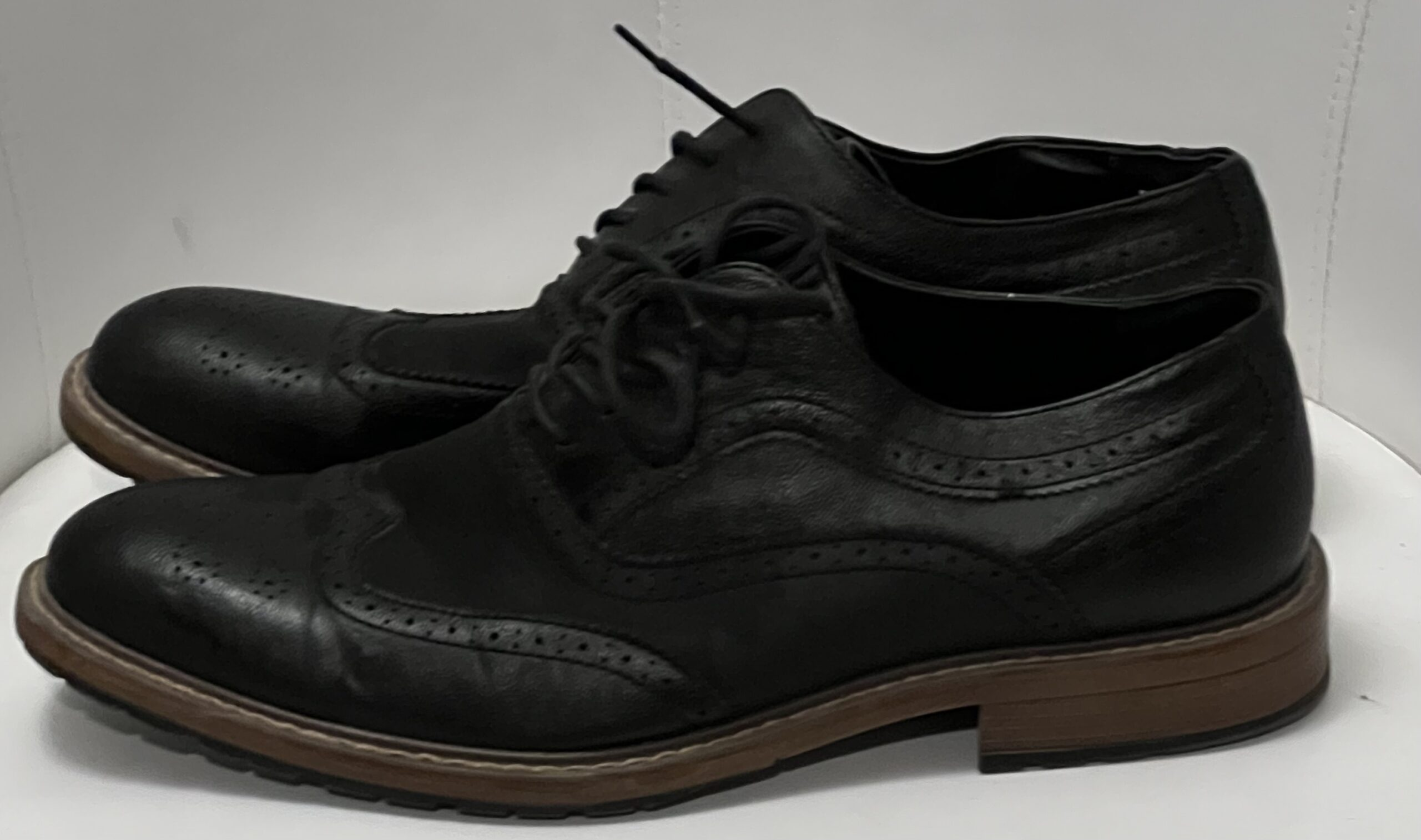 Perry Ellis Dress Shoes