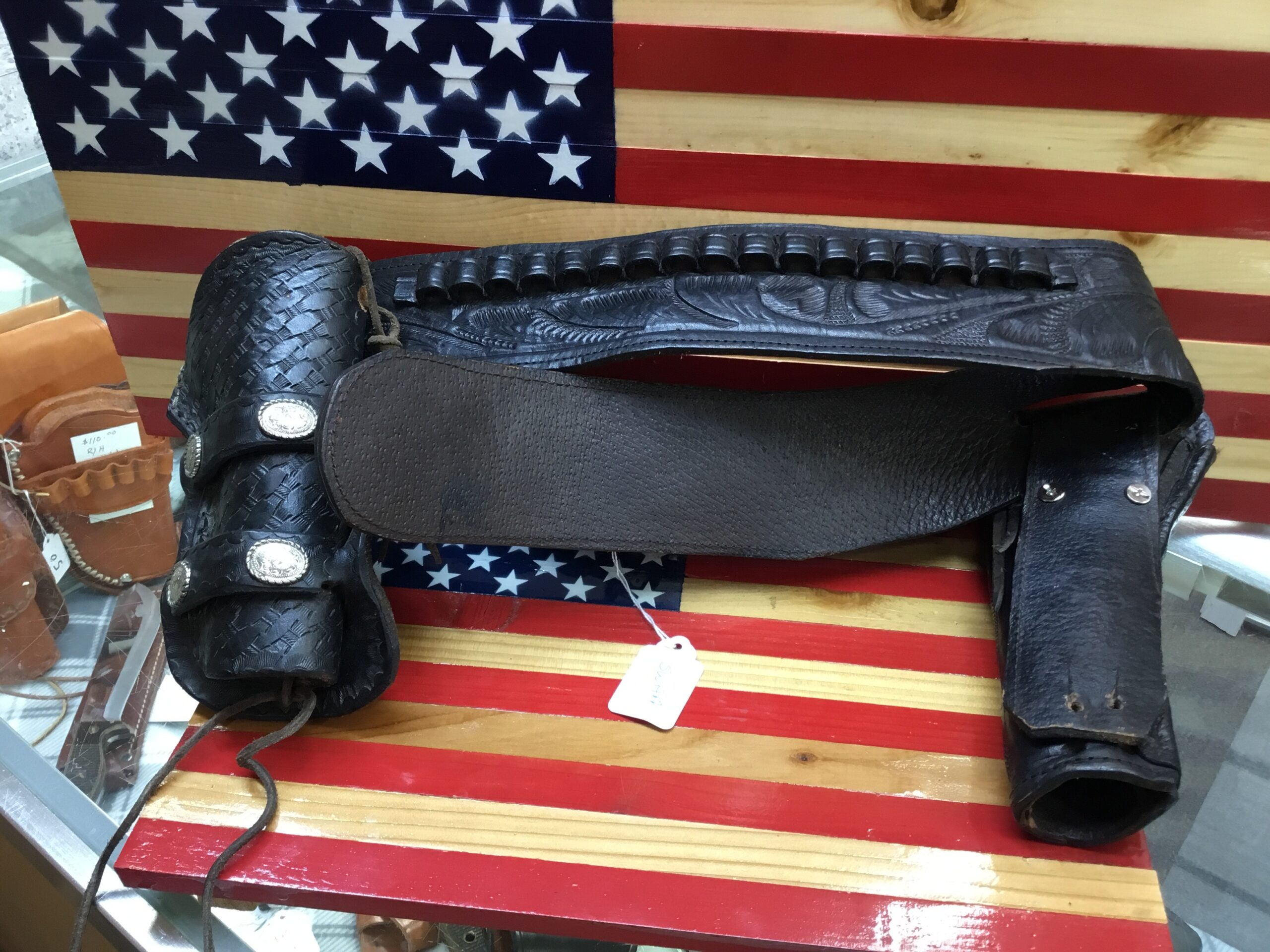 Swan’s Leather Double Holster Medium Holster