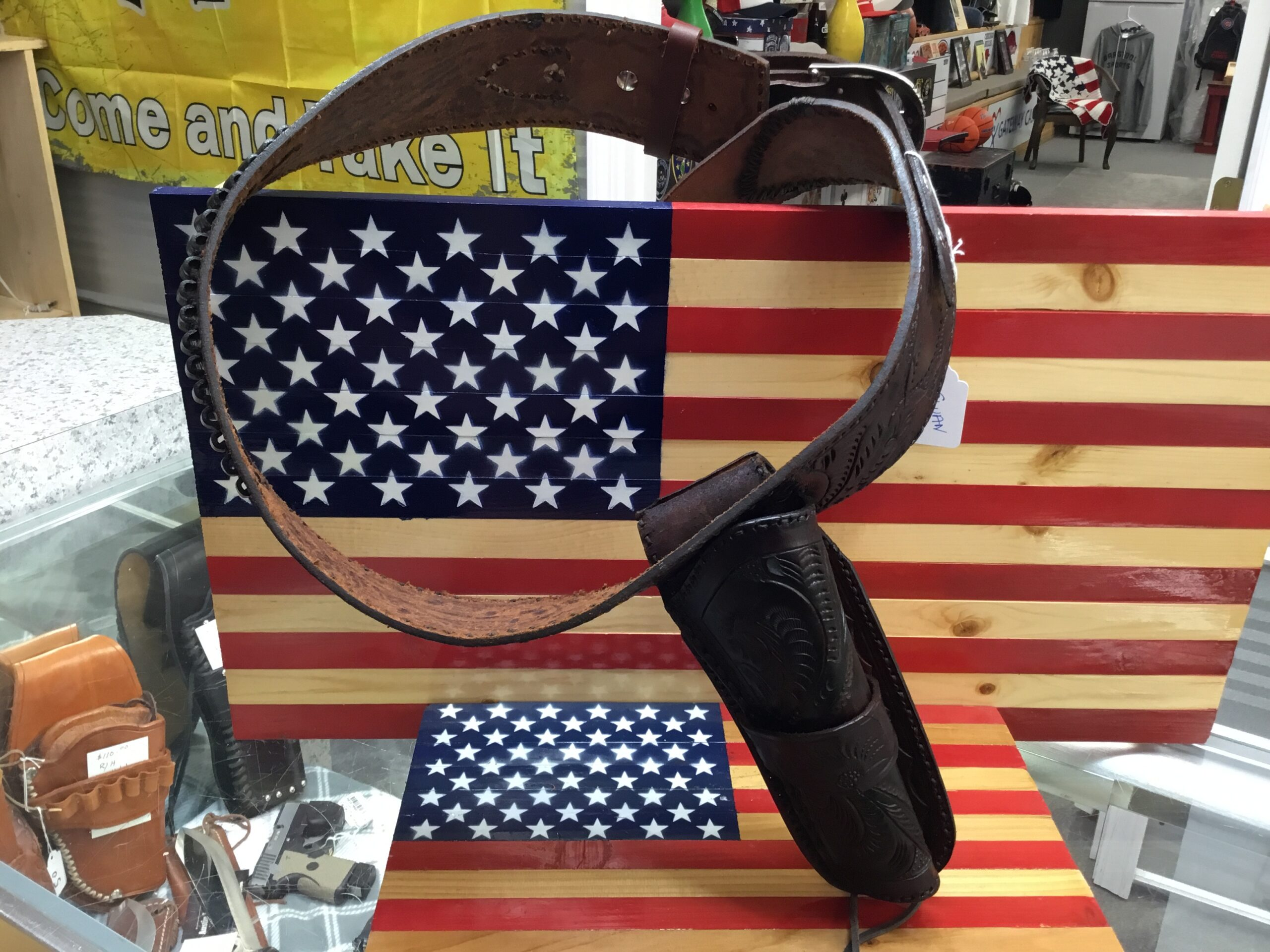 Swan’s Leather RH Medium Brown Belt Holster