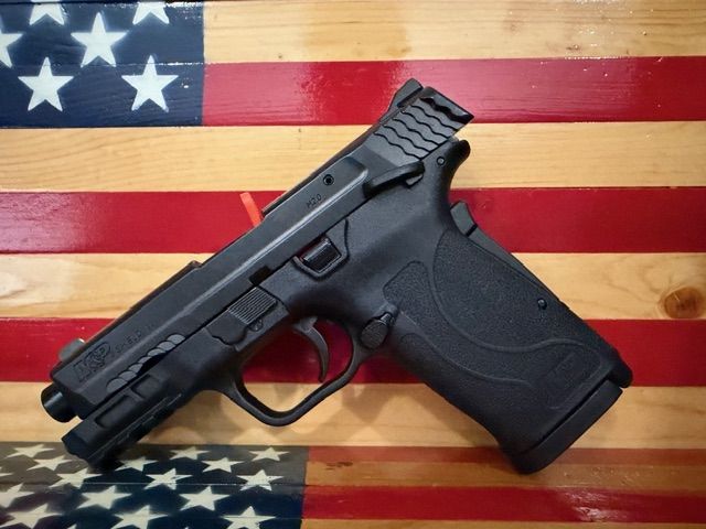 SMITH & WESSON M&P 9MM EZ