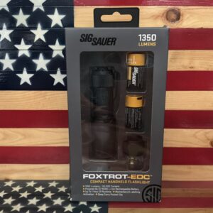 SIG SAUER Foxtrot-EDC 1350-lumen flashlight package